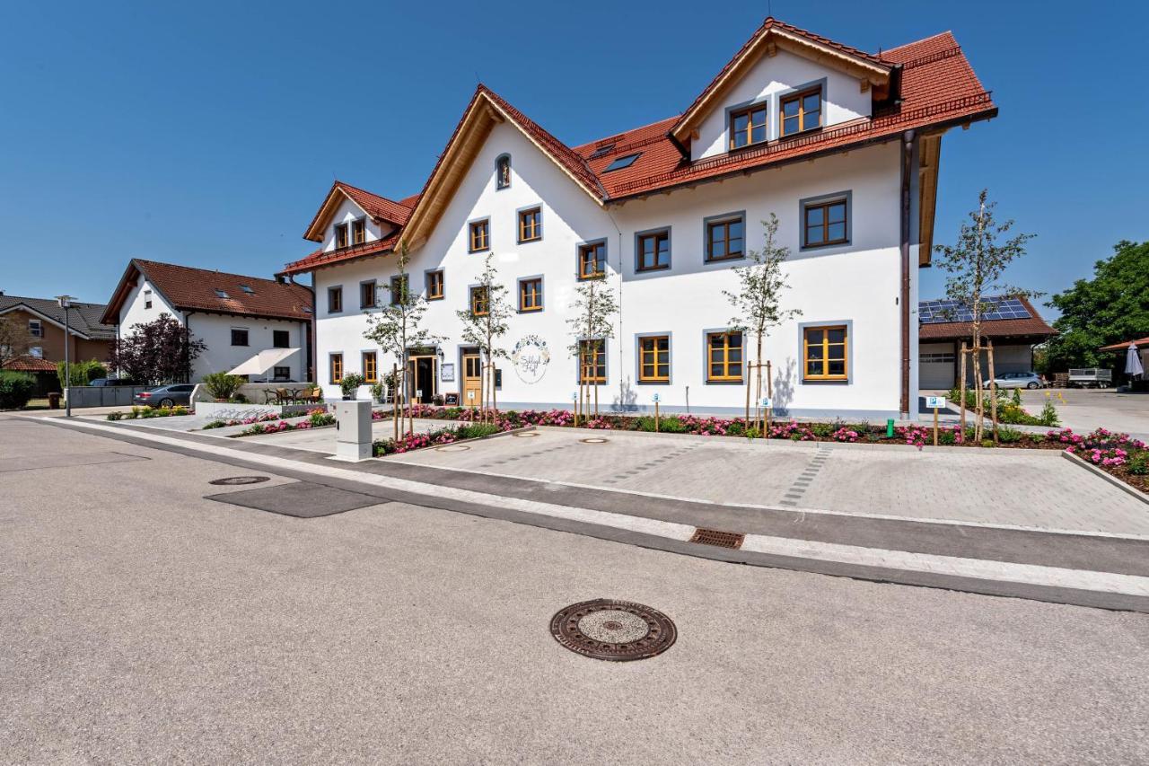 Schloeglhof Villa Гилхинг Екстериор снимка